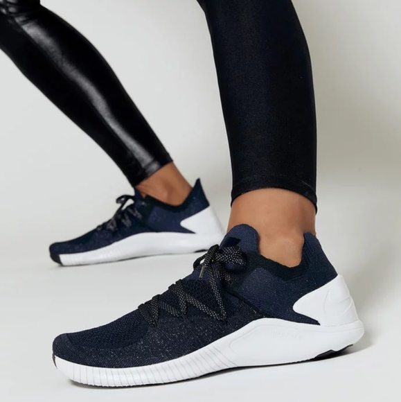 Nike Shoes - Nike Flyknit TR3 Trainer Training